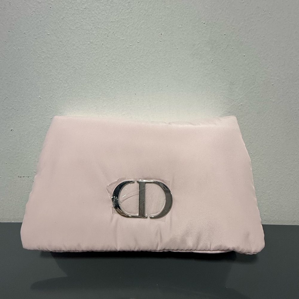 Christian Dior puffy makeup bag Elegant Pink Designer Clutch with samples